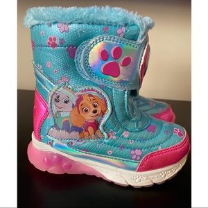 **Paw Patrol** toddler winter/snow boots